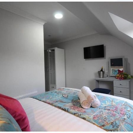 Dutch Tulip Rooms มาลโลว์ ภายนอก รูปภาพ